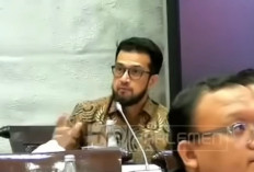 Anggota DPR Desak Gubernur BI Mundur, Rupiah Tembus Rp17.674 per Dolar AS