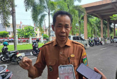 Desa Talang Batu Dapat Bantuan Kemendes RI, Kantor Desa Direhab dan Halaman Dipasang Konblok