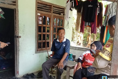 Terekam CCTV, Perempuan di Prabumulih Jadi Korban Tabrak Lari saat Hujan, Begini Kondisinya... 