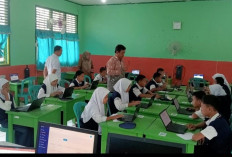 Bidang Pembinaan SMP Monitor Pelaksanaan ANBK