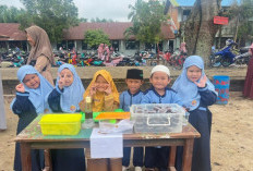  Awali Semester Genap Dengan Bagi Raport dan Market Day