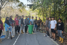 Warga Tanjung Telang Kompak Gotong Royong,  Dukung Program Kebersihan Nasional