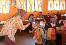 Berharap Anak Datang Ke Sekolah Dengan Bahagia 