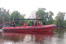 Perahu Getek Terbalik di Jalur 27 Banyuasin, Satu Meninggal, Satu Masih Hilang dalam Pencarian Basarnas