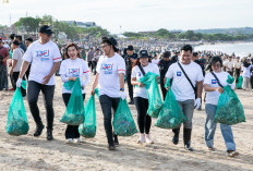 Dukung Gerakan Indonesia ASRI, BRI Peduli Ajak Masyarakat Bersih-bersih Pantai untuk Lingkungan Berkelanjutan 