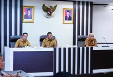 Rapat Evaluasi Pemkot Prabumulih, Wali Kota Tegaskan Disiplin dan Profesionalisme ASN
