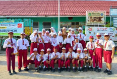 Senyum Terakhir Ibu Rina: Guru Penggerak SDN 56 Prabumulih Wafat Usai jadi Pembina Upacara