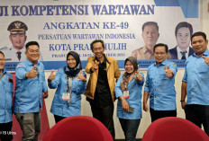 Eka Patriani dan Rosdiana dari Prabumulih Pos Lulus UKW Utama