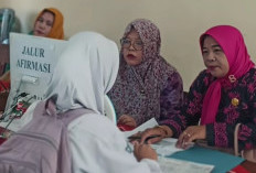 Layani Verifikasi Berkas SPMB Hari Libur, SMAN 2 Dibatasi Peserta Diminta Tepat Waktu