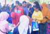Ribuan Warga Serbu Pasar Murah di Taman Kota Prabu Jaya, Harga Cabe Merah Cuma Rp8 Ribu!