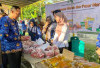 Pasar Murah di Gang Damai Prabumulih Diserbu, Warga : Rugi Tak Ikut Antri