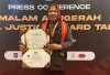 Lurah Mabes Terima Penghargaan Non Litigation Peacemaker