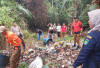 Bersihkan Sampah di TPS Liar, Kelurahan Tebing Tanah Puteh Gandeng Perkim Turunkan Alat Berat